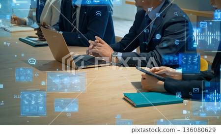 跨國商務人士與數位科技會議 136080629