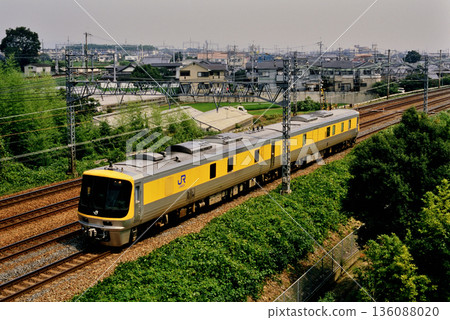 2007:Kiha 141系列綜合測試車在東海道線運行 2007:Kiha 141系列綜合測試車在東海道線運行 136088020