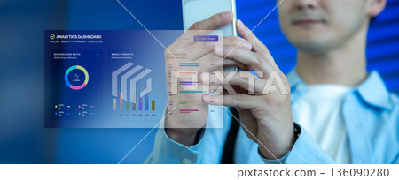 智慧型手機上的AR數據分析 ■拍攝合作:關西國際機場(KIX) 智慧型手機上的AR數據分析 ■拍攝合作:關西國際機場(KIX) 136090280