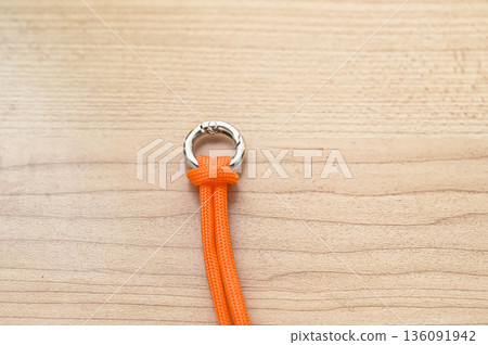 Skylark knot Skylark knot 136091942
