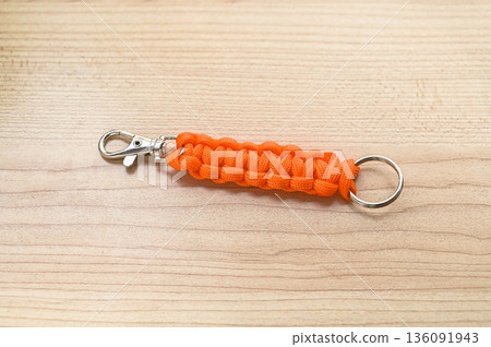 手工鑰匙圈 136091943