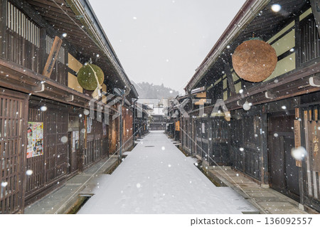 Hida Takayama Snow Old Townscape 136092557