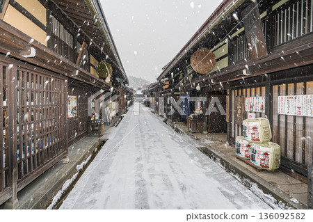 Hida Takayama Snow Old Townscape 136092582