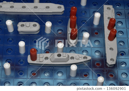 Close up of strategic battleships board game with ships and pegs 136092901