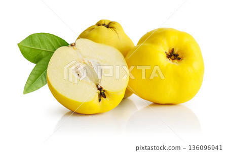 Apple-quinces with leaf Apple-quinces with leaf 136096941