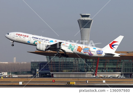 China Eastern Airlines Boeing 777 takeoff China Eastern Airlines Boeing 777 takeoff 136097980