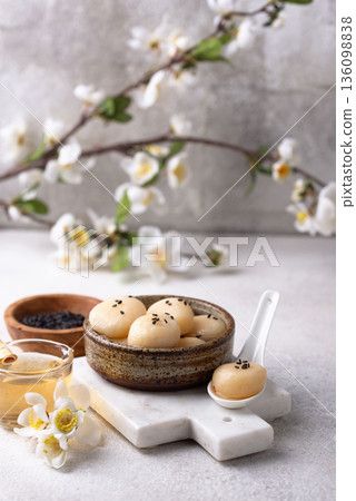Tang yuan rice dumpling balls for Chinese lunar New year celebration Tang yuan rice dumpling balls for Chinese lunar New year celebration 136098838