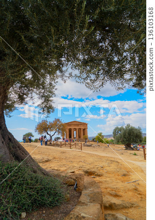 Agrigento site with ancient greek ruins, Sicily 136103168