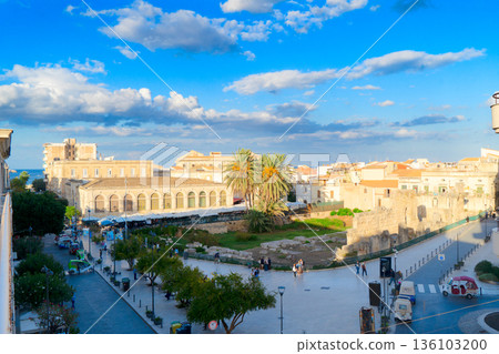 Syracuse old town, Sicily Italy 136103200