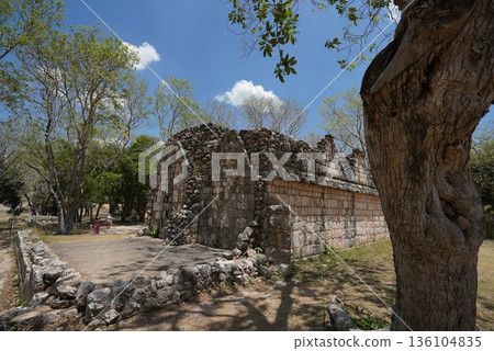 墨西哥烏克斯曼 136104835