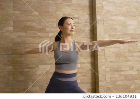 Woman in her 20s, hot yoga 136104931