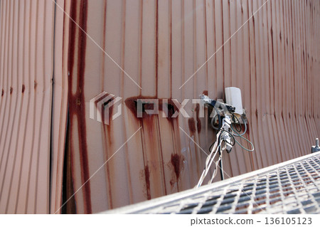 Building renovation, reupholstery, repair, scaffolding, fog protection, sheet metal, tinplate work 136105123
