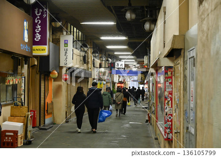 【東京杉併區】高塚寺車站天橋下的一排餐廳 136105799