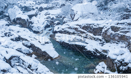 Samigawa Gorge (winter) Samigawa Gorge (winter) 136105941