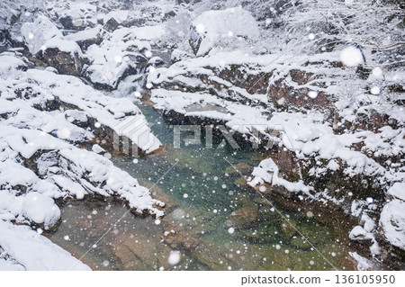Samigawa Gorge (winter) 136105950