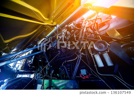 Harvester engine. Gear chains and new modern mechanisms. 136107549