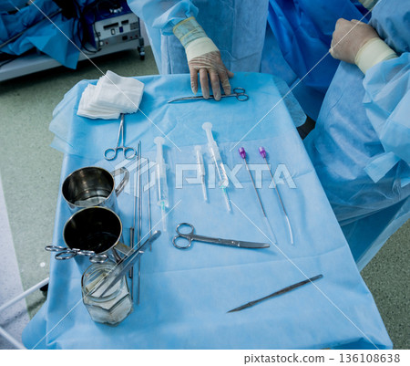 Platelet-Rich plasma preparation. Plasma in syringe. Centrifuge. 136108638