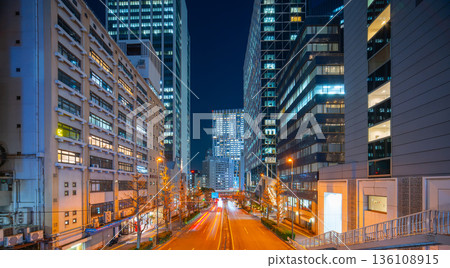 東京澀谷站，國道246號夜景 136108915