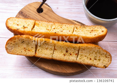 大蒜法國麵包 大蒜法國麵包 136109741