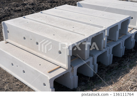 Concrete gutters Concrete gutters 136111764
