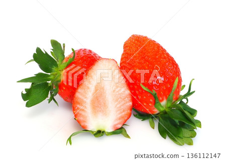 新鮮採摘的草莓（彌生姬） 136112147
