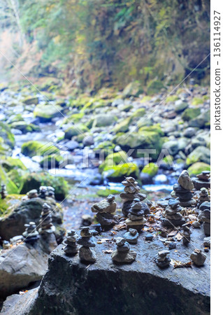 Takachiho Town, Miyazaki Prefecture - Iwato River Tenyasugawara 136114927