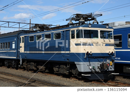 Oigawa Railway, Shizuoka Prefecture: Electric locomotives and passenger trains 136115094