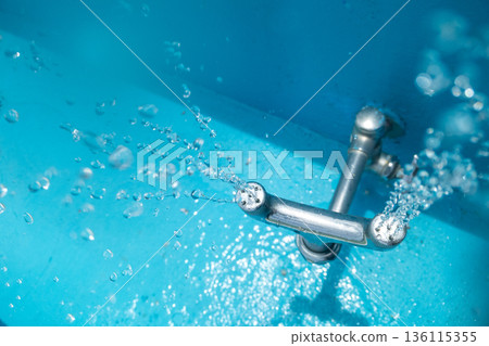 游泳池池邊 水池 游泳 136115355