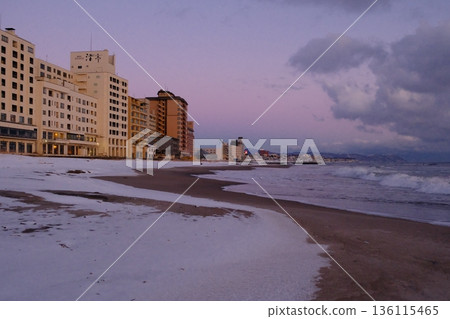 北海道湯之川溫泉，日本百大著名溫泉之一 136115465