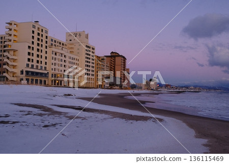 北海道湯之川溫泉，日本百大著名溫泉之一 136115469