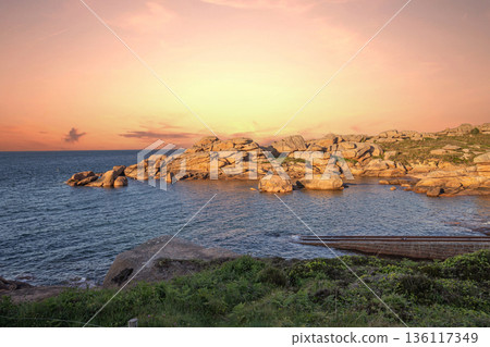 Ploumanac'h pink granite coast, cotes-d'armor, brittany, france 136117349