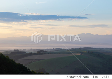 2025年北海道美瑛夏季 - 五陵02號的清晨景色 2025年北海道美瑛夏季 - 五陵02號的清晨景色 136117615