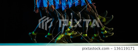 Stroboscopic runner stride sequence on black background. Banner Stroboscopic runner stride sequence on black background. Banner 136119171