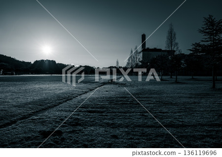 Frosty morning silence and sunrise | Moririn Kasenuma Park Frosty morning silence and sunrise | Moririn Kasenuma Park 136119696