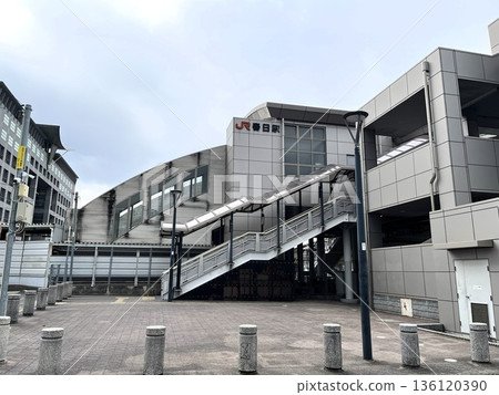 JR Kyushu Kagoshima Main Line "Kasuga Station" 136120390