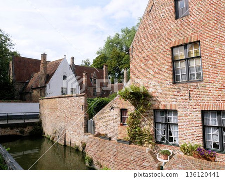 Beguinage building (Bruges, Belgium) 136120441