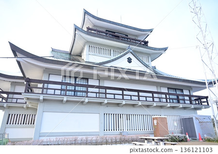 小牧山歷史博物館與雪景 136121103
