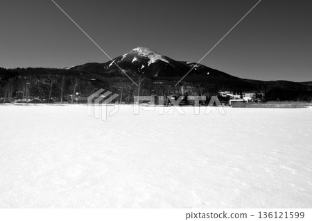 Lake Shirakaba in midwinter Lake Shirakaba in midwinter 136121599