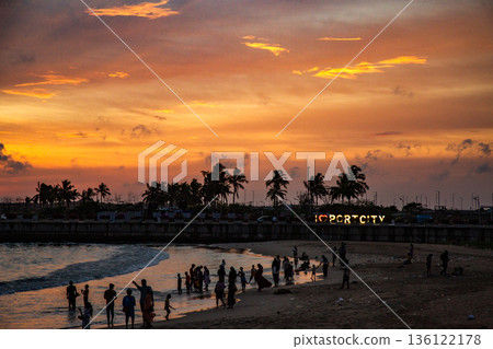 斯里蘭卡 科倫坡 加勒菲斯 綠海 日落 斯里蘭卡 科倫坡 加勒菲斯 綠海 日落 136122178
