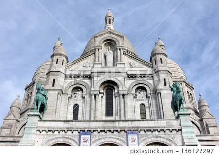 Basilique of Sacre Coeur, Montmartre, Paris, France 136122297