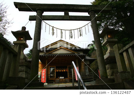 Yakumo Shrine, Ashikaga Park, Ashikaga City Yakumo Shrine, Ashikaga Park, Ashikaga City 136122487