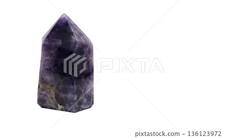 紫水晶晶點微距攝影白色背景 136123972