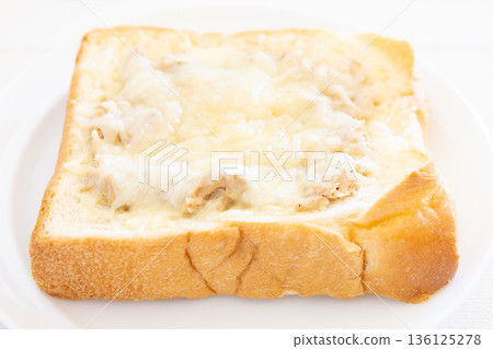 Delicious thick-cut bread tuna and cheese toast for breakfast 136125278