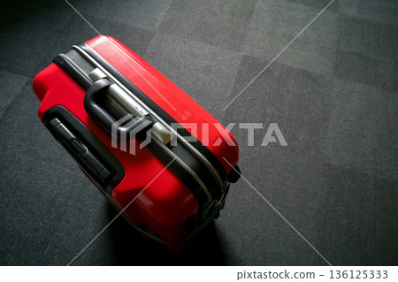 a suitcase, suitcase, touristic 136125333
