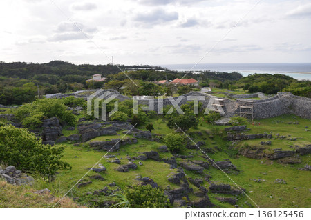 沖繩縣世界遺產名古神城遺址 136125456