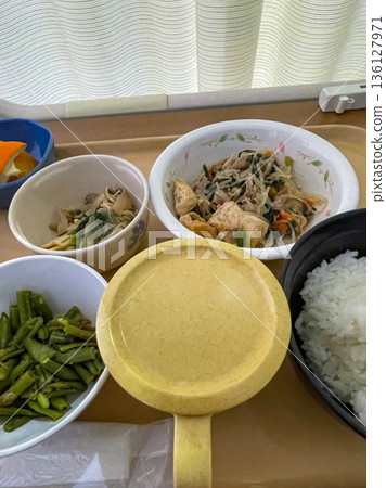 醫院飲食 136127971