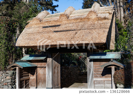 入里基羅庫茅草門 136128666