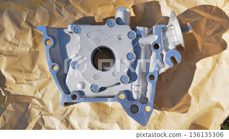 New oil pump for car engine repair 136135306