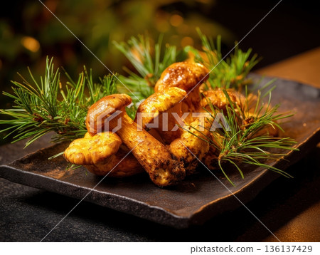 松茸和雪松葉擺放在雪松木板上的3D食物插圖 136137429