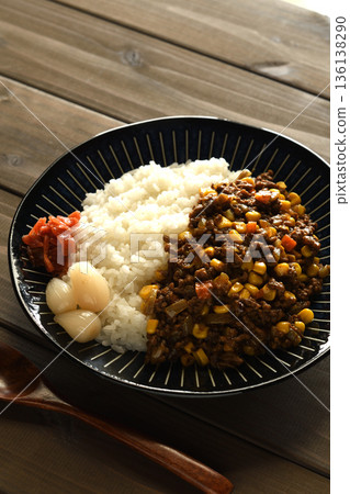 玉米肉末咖哩 136138290